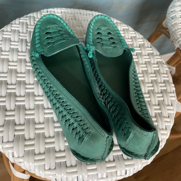 Tory Burch Size 9 Women’s Green Flats - Picture 3 of 3